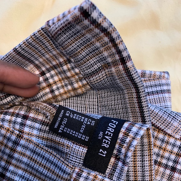 Pants - Picture 5 of 6